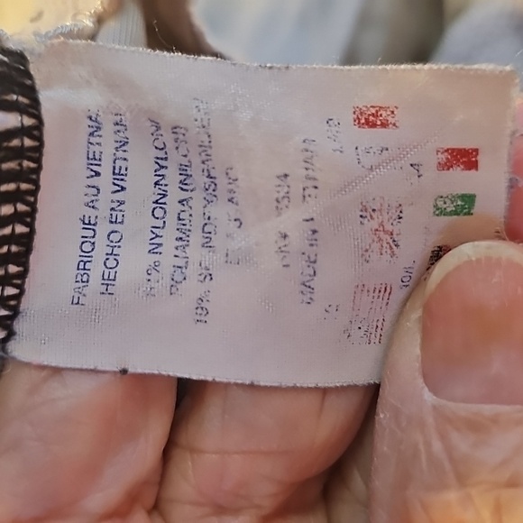 DELIMORA, Black One Piece‎ Swimsuit. size 12. Zipper Down The Front. - Picture 8 of 15